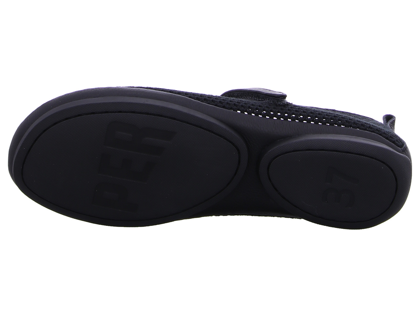 camper_right_nina_k201402_011_021_8120