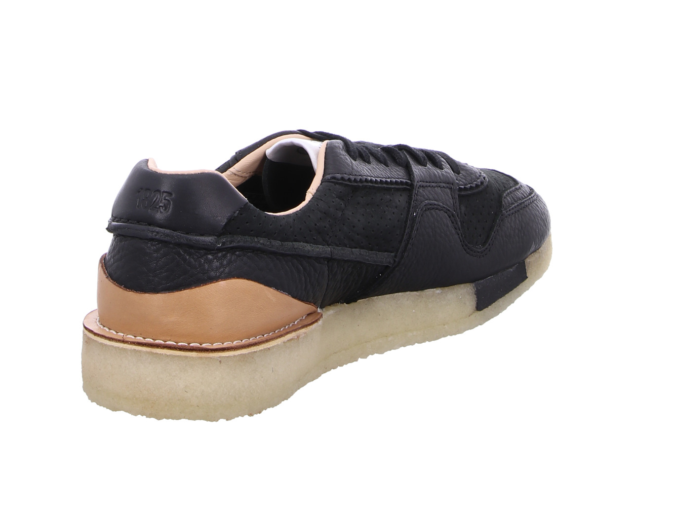 clarks_torrun_261604747_02_2140