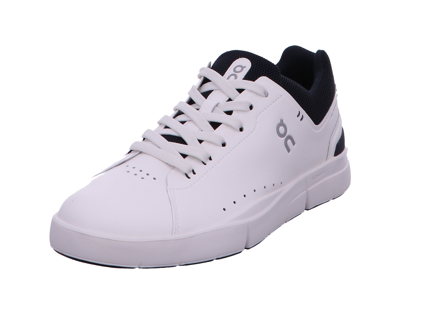 on_the_roger_advantage_48_99457_m_98343_1116