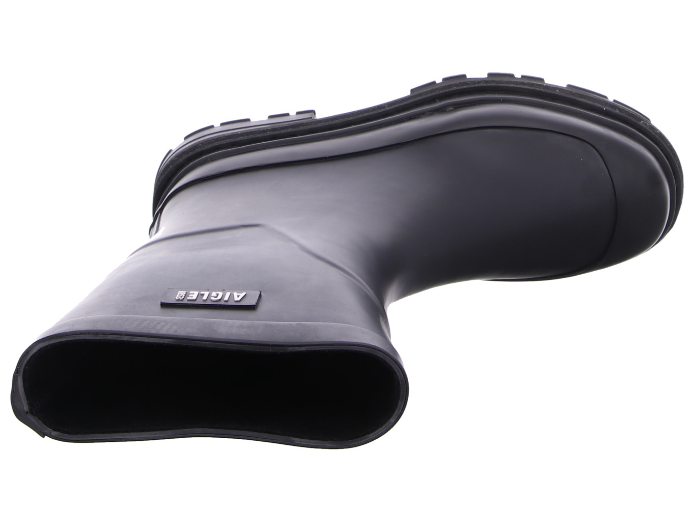 aigle_mid_rain_na071_7122