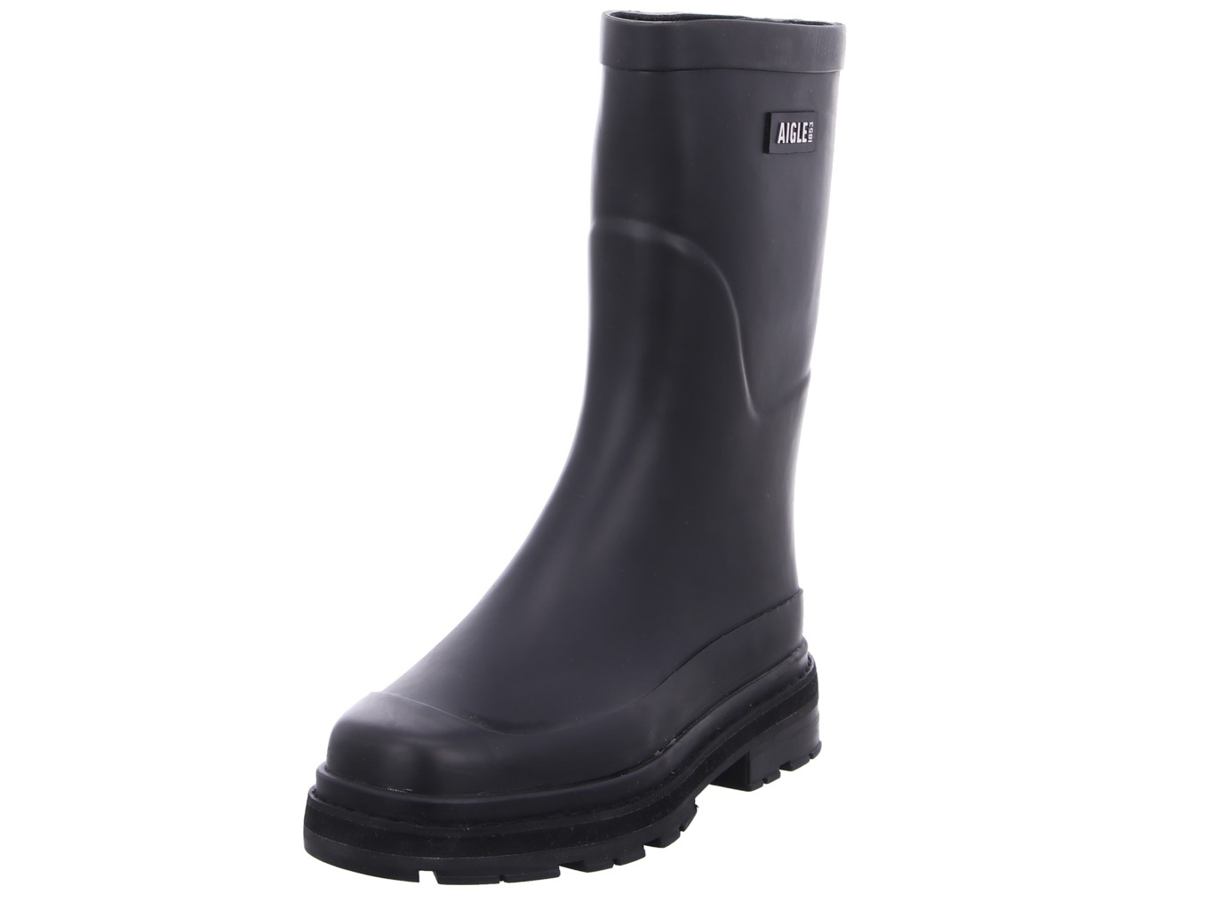 aigle_mid_rain_na071_1652