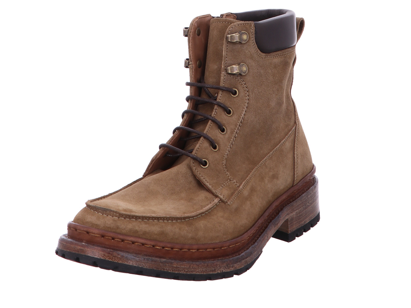 cordwainer_kirala_242m24011d2_1182