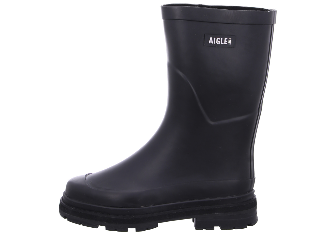 aigle_mid_rain_na071_3776